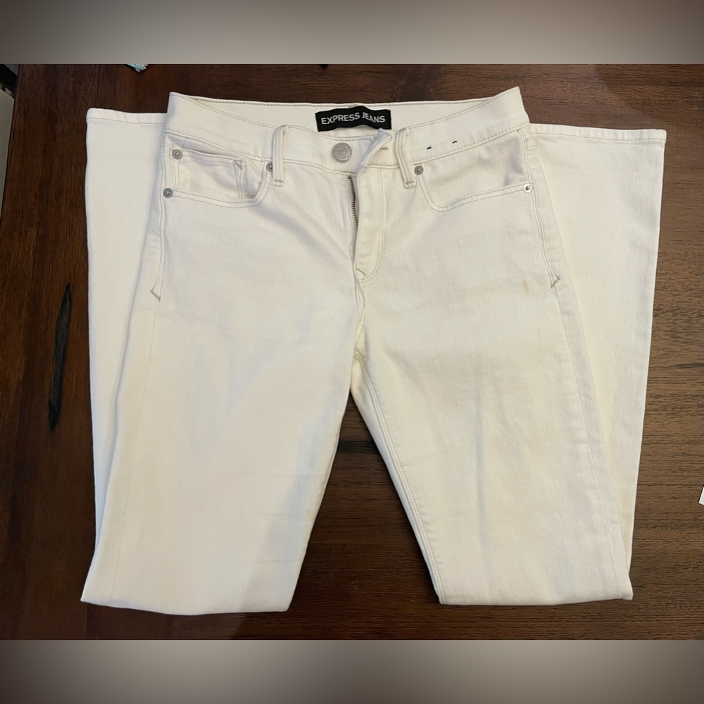 Express white skinny jeans